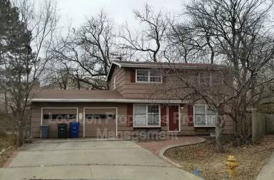Main picture of 1749 W 20th St