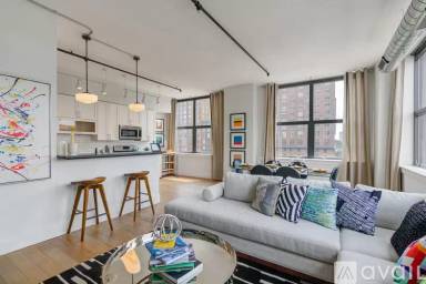 Main picture of 304 Coles St