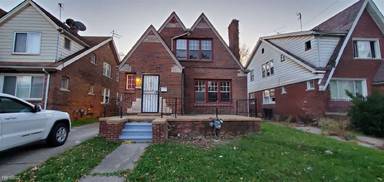 Main picture of 5051 Chatsworth St