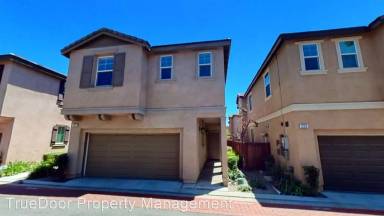 Main picture of 277 Bloomington Ave