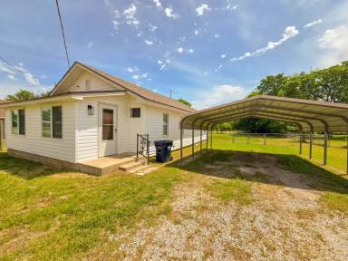 Main picture of 3313 N Union Ave