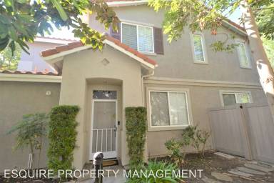 Main picture of 4520 Calle Argolla