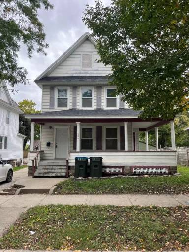 Main picture of 606 N 9th St