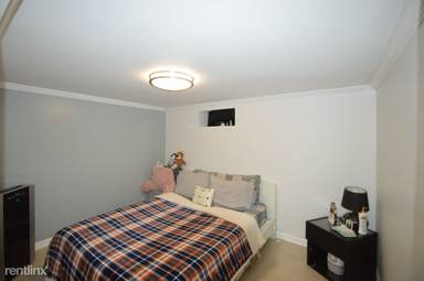 Main picture of 15820 78th Ave