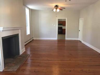 Main picture of 39 E High St
