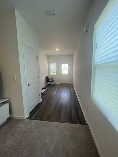 Main picture of 8 Oriole Rd