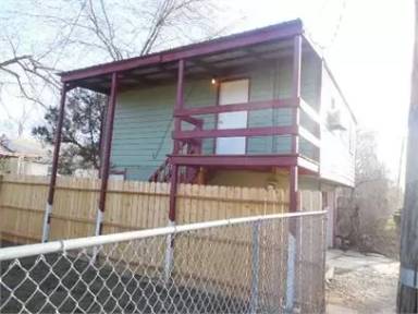 Main picture of 334 1/2 Alderson Ave