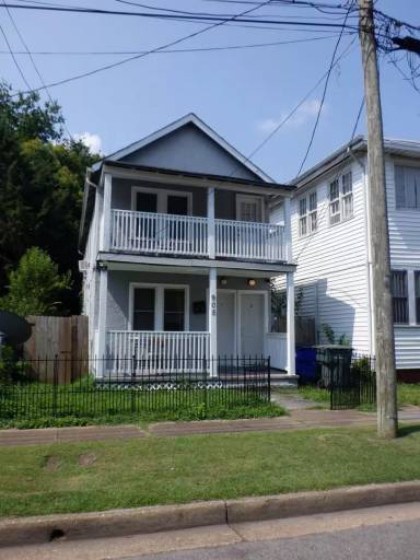 Main picture of 905 Hayes St