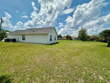 Main picture of 310 Miami Pl