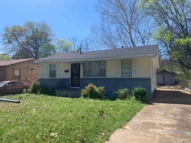 Main picture of 4017 Warner Ave