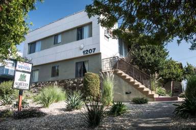 Main picture of 1207 Huntington Dr