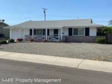 Main picture of 25870 Interlechen Dr