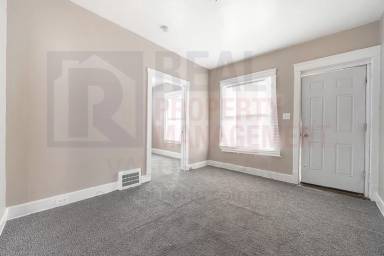 Main picture of 897 Stevenson Rd