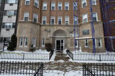 Main picture of 5900 Kenmore Apartments