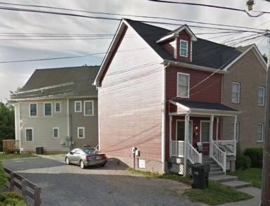 Main picture of 107 Temple St