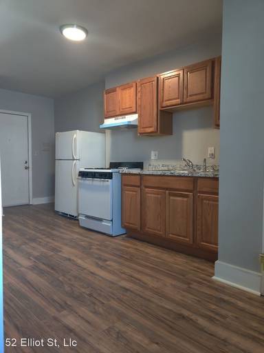 Main picture of 52 Elliott St