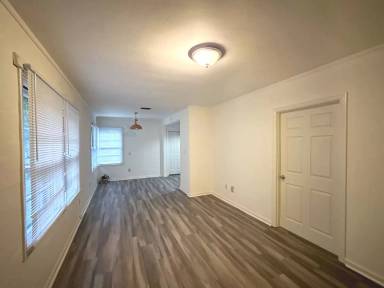Main picture of 2712 NW 1st Ave
