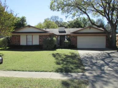 Main picture of 1908 Forestdale Dr