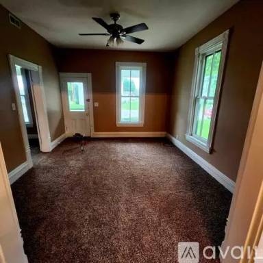 Main picture of 609 N Garfield Ave