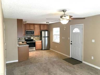 Main picture of 3300 Madison Ave