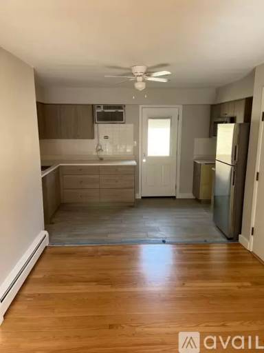 Main picture of 29 W Willow St