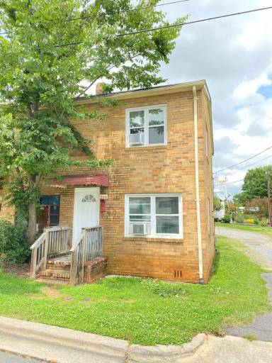 Main picture of 205 E Ridge Ave