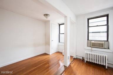 Main picture of 374 8th Ave