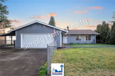 Main picture of 7531 12th Way NE