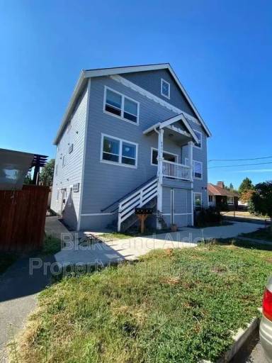 Main picture of 8211 N Montana Ave
