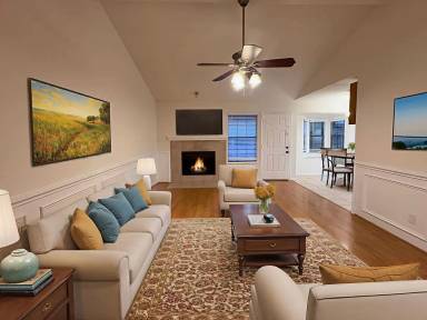 Main picture of 6709 Constitution Dr