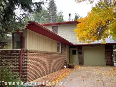 Main picture of 2090 Grape Ave