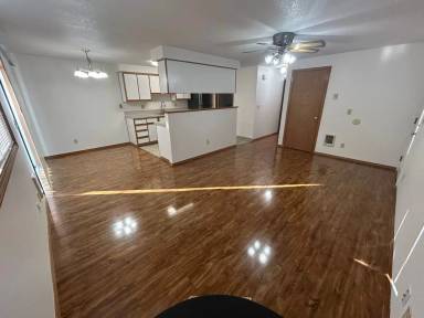 Main picture of 3911 Plomondon St