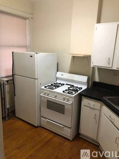 Main picture of 757 W Bittersweet Pl