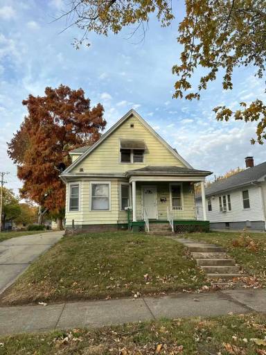 Main picture of 2241 Yale Blvd