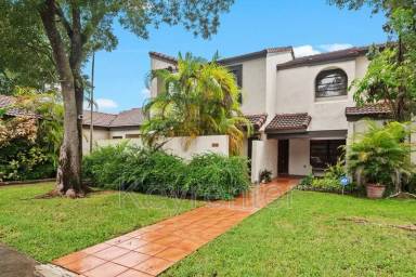 Main picture of 9111 SW 123rd Avenue Ct