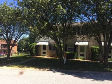 Main picture of 635 Green Meadows Dr