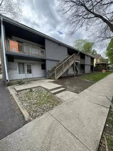 Main picture of 801 W Hill St