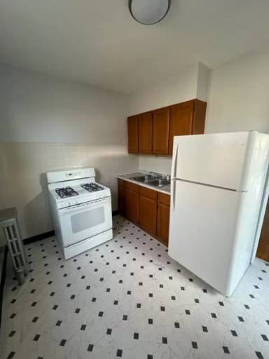 Main picture of 6042 W Wabansia Ave