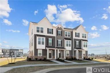 Main picture of 101 Sandra Rd