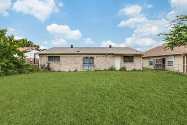 Main picture of 559 Perch Rd