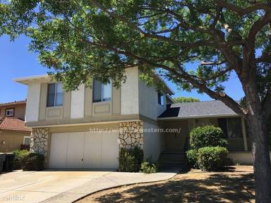 Main picture of 2575 Glen Dundee Way
