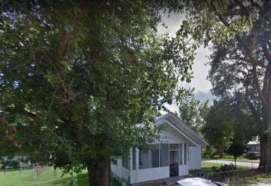 Main picture of 2407 3rd Ave