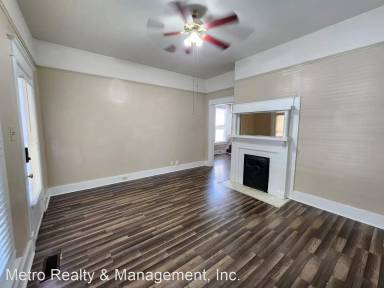 Main picture of 426 E Brandeis Ave
