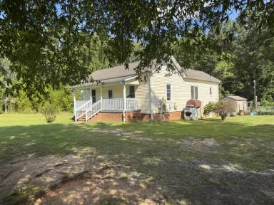 Main picture of 5282 Boy Scout Camp Rd