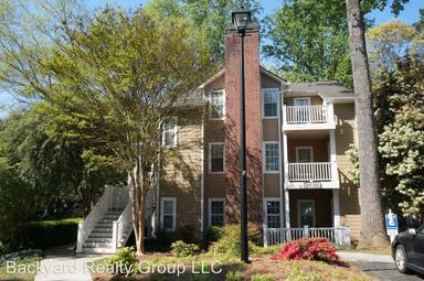 Main picture of 2212 River Heights Ct SE