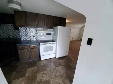 Main picture of 701 S 28th St