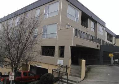 Main picture of 321 10th Ave S