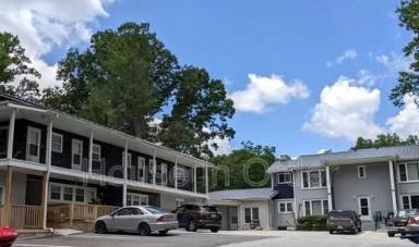 Main picture of 16 Lake Dr