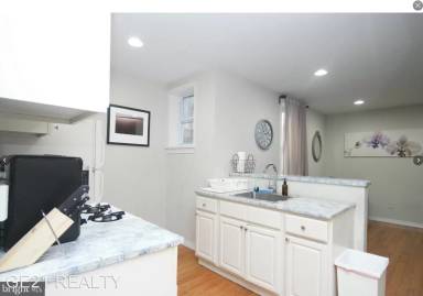 Main picture of 411 McKean St