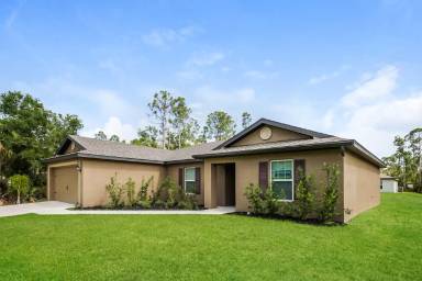 Main picture of 5725 Centro Ave